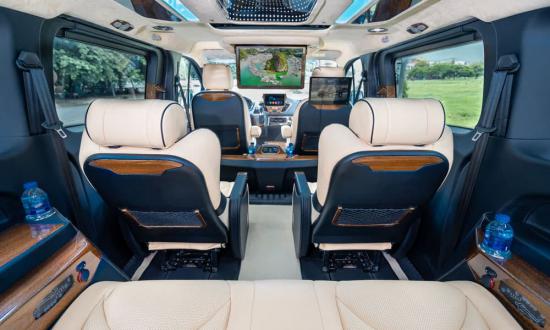 Ford Tourneo Limousine - Nhận báo giá